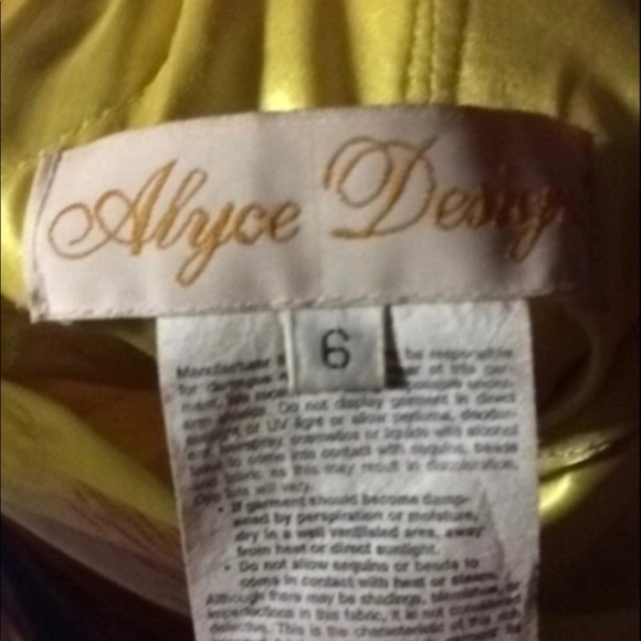 Yellow Mermaid Dress - Picture 4 of 4